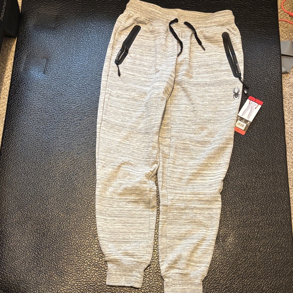 Spyder Light Gray Men’s Joggers with zip pockets NWT!